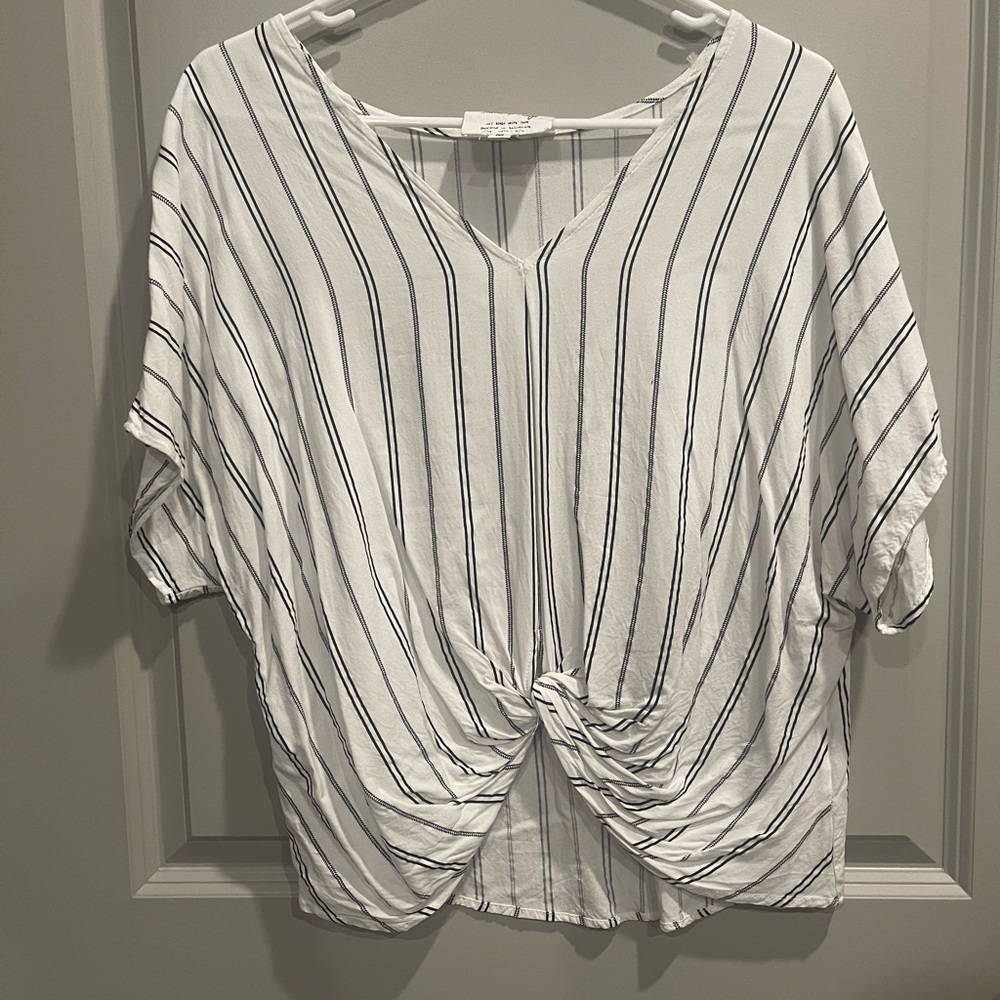 Sadie & Sage White and Black Striped Blouse